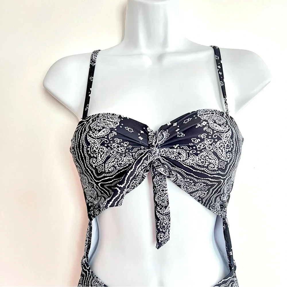 Black White Paisley Bandana Print Monokini One Piece Bathing Suit size L small - Picture 6 of 17